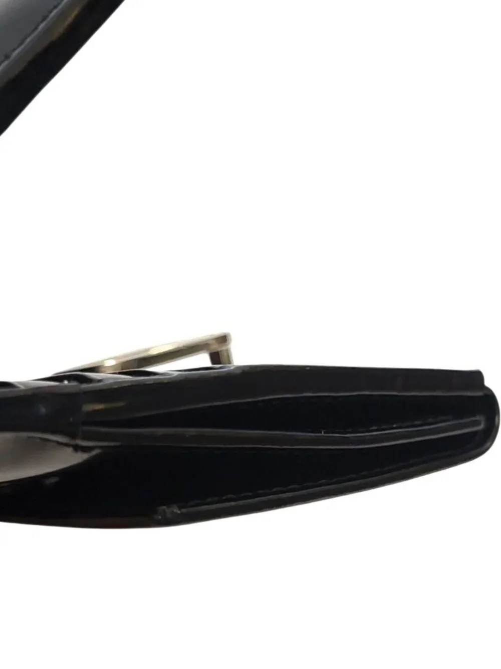Vintage Gucci Black Smooth Leather Bifold Wallet Tom Ford Era G Clasp Italy